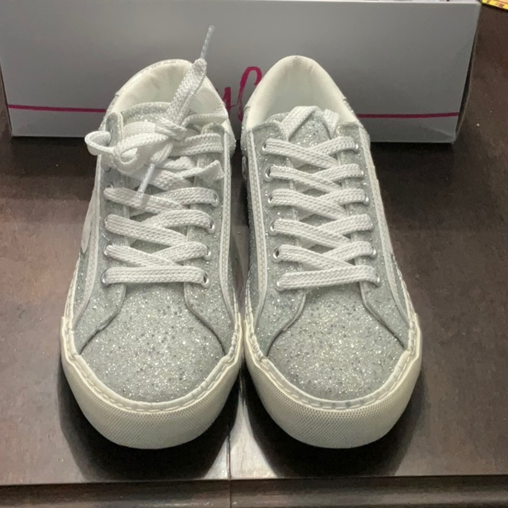 Hey Girl by Corky’s Light Blue Big Dipper tenners - NWT